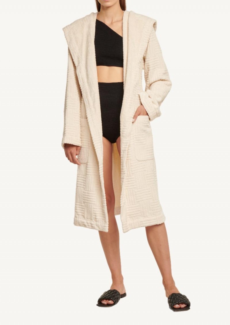 String cotton bathrobe