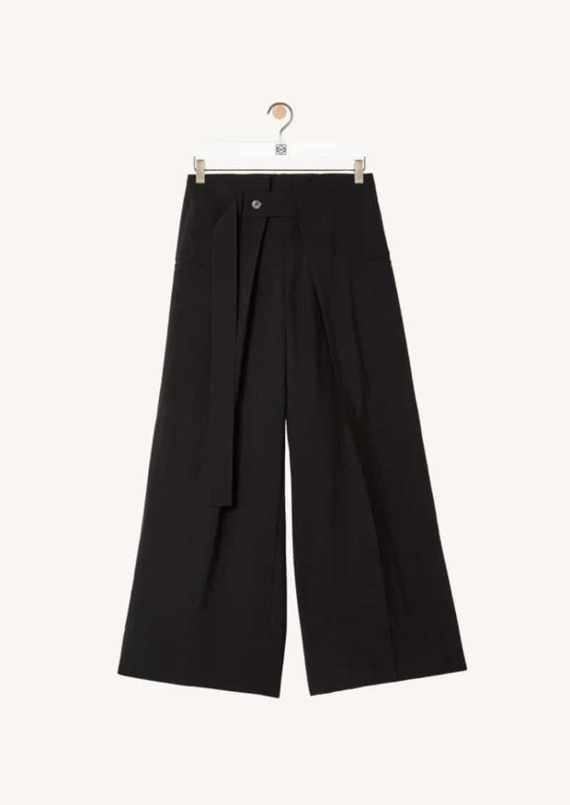 Black cropped belted trousers