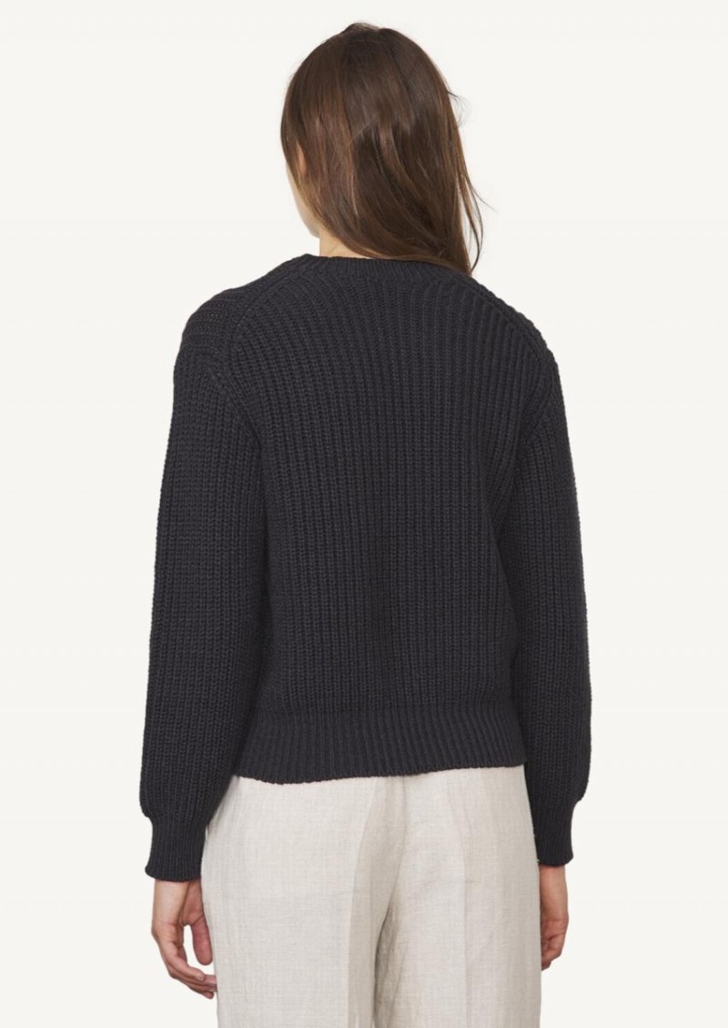 BlackAlissa sweater