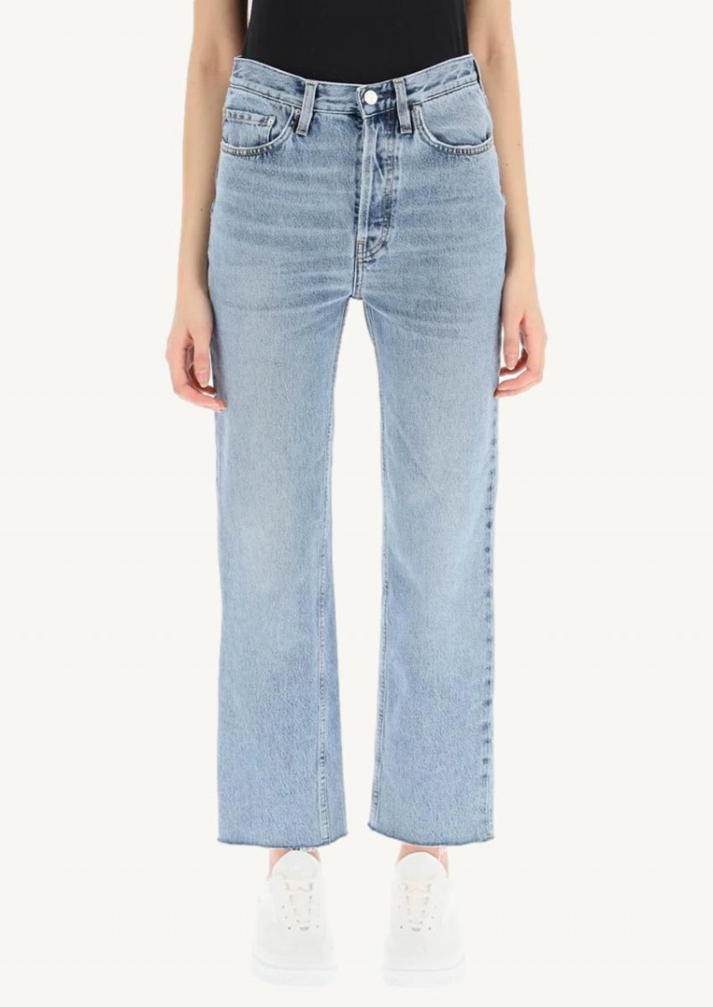 Classic cut denim worn blue
