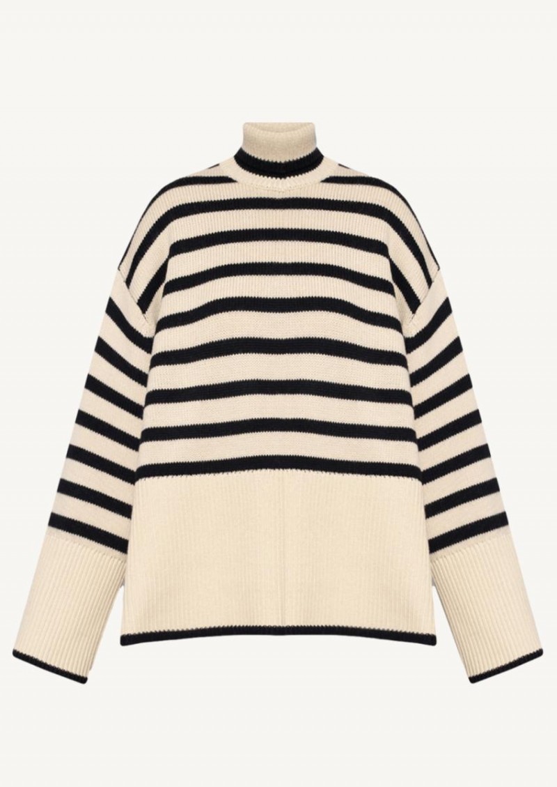 Light sand stripe ribbed turtleneck