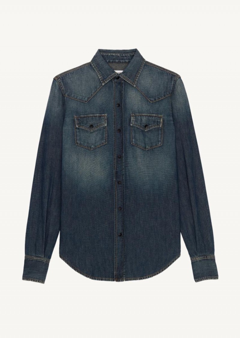 Taille normalement.