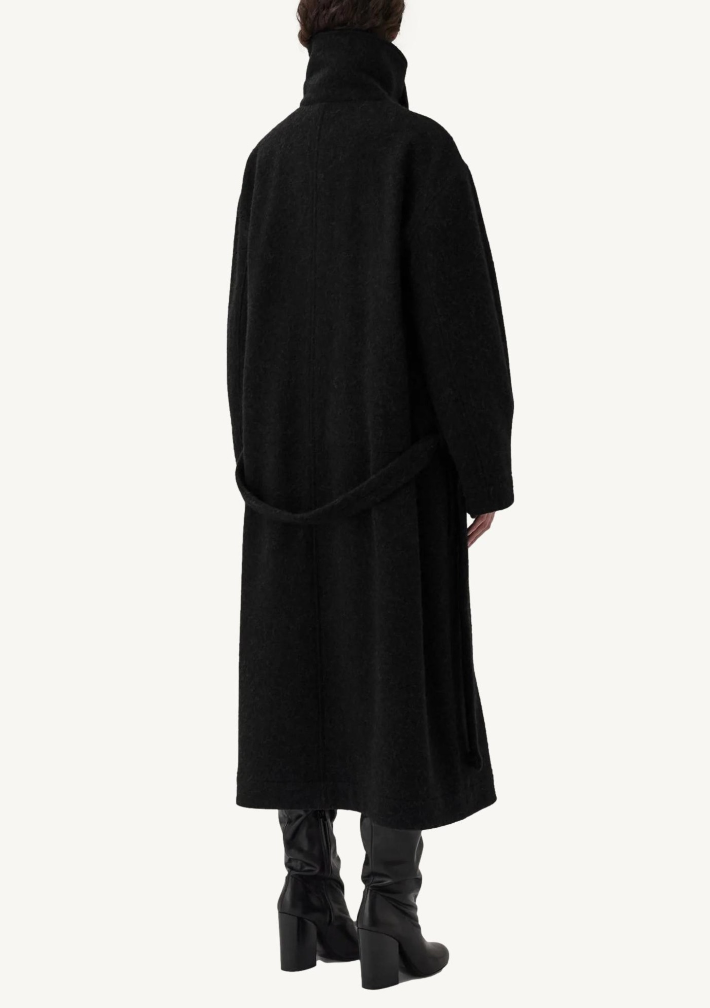 Black alpaca wool bathrobe