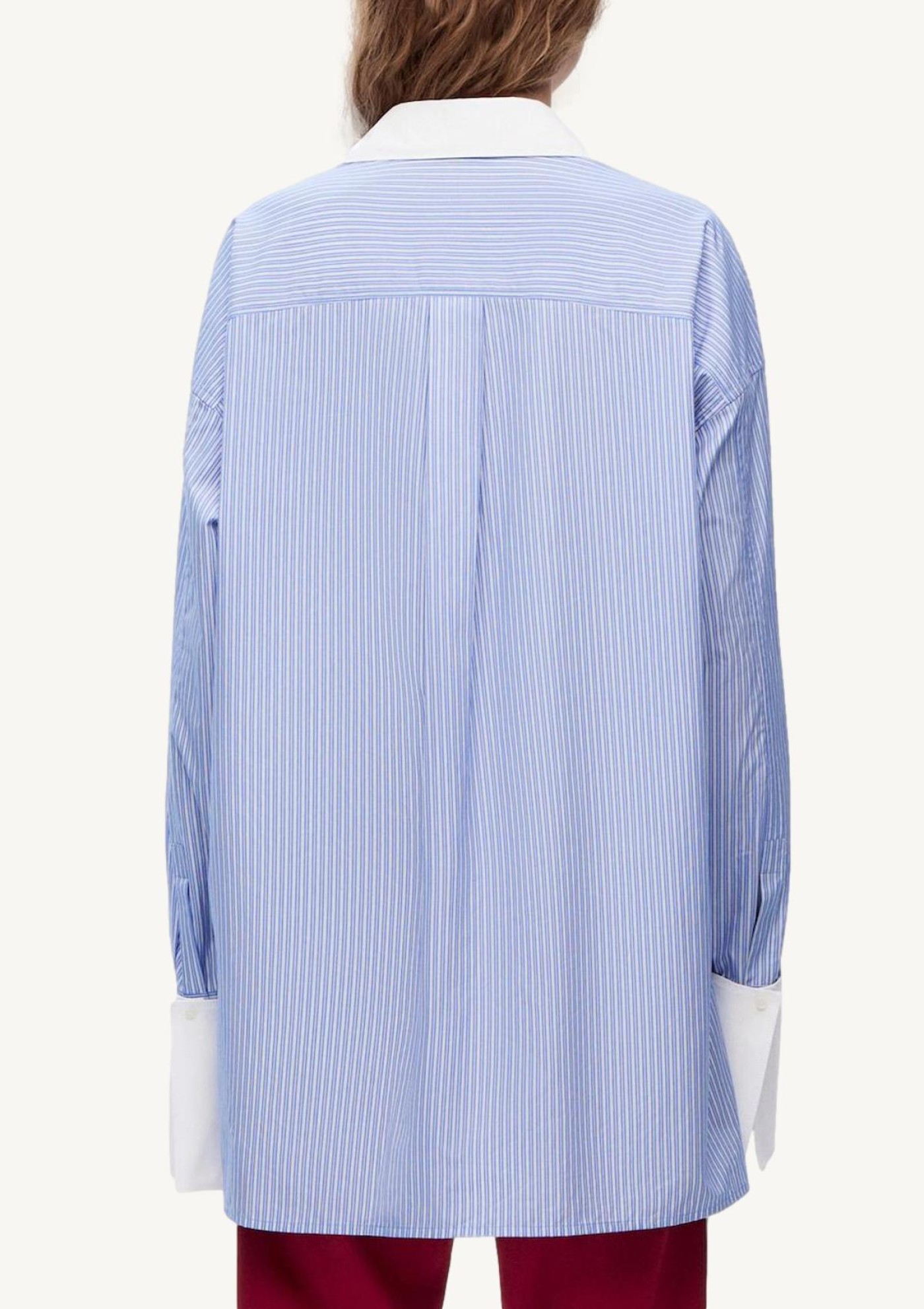 Chemise longue à rayures bleu et blanche