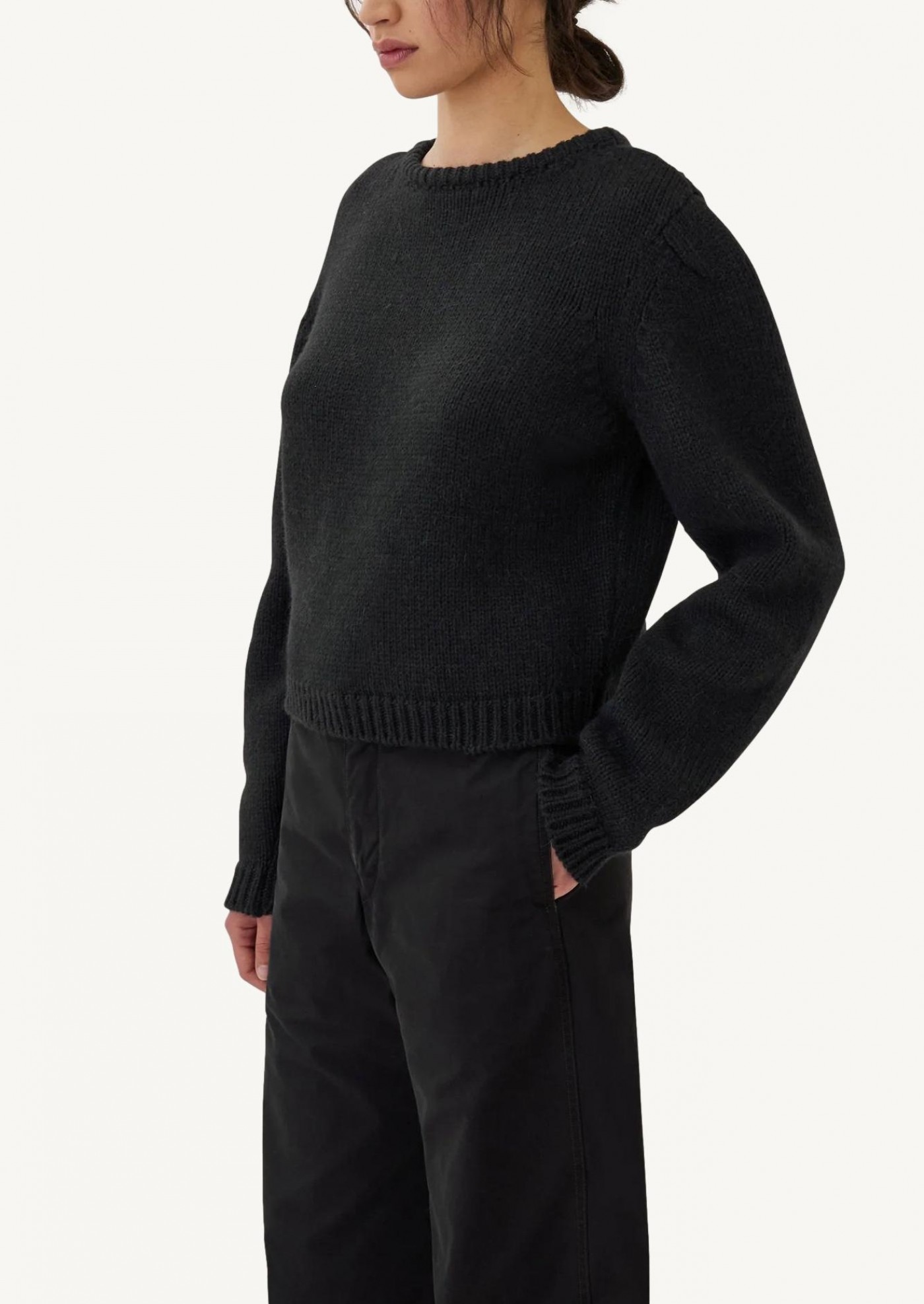BLACK TURTLENECK
