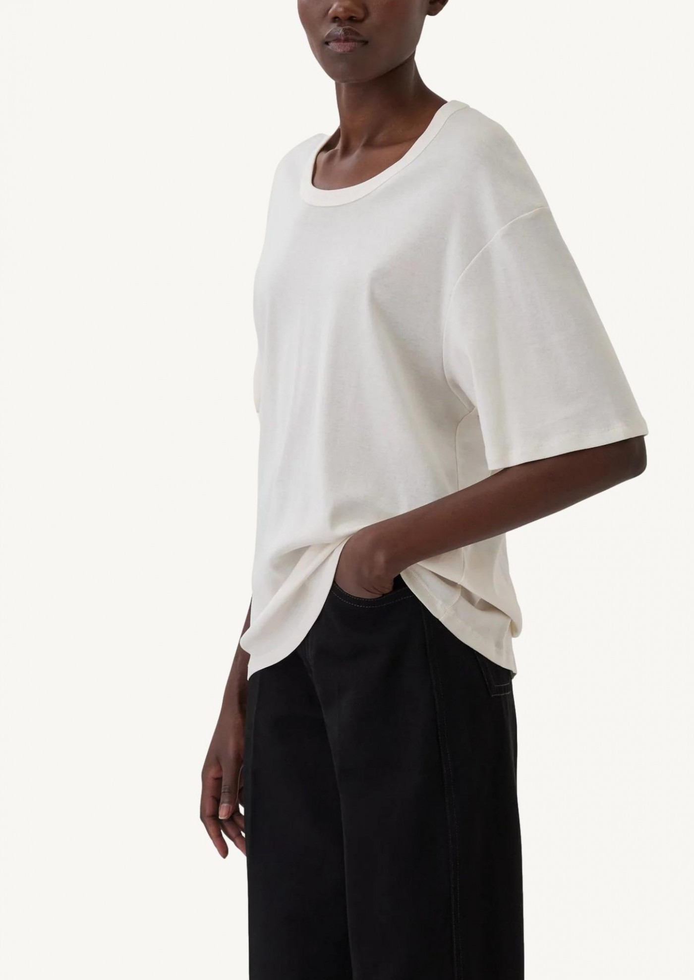 CREAM LIGHT RIBBED JERSEY T-SHIRT