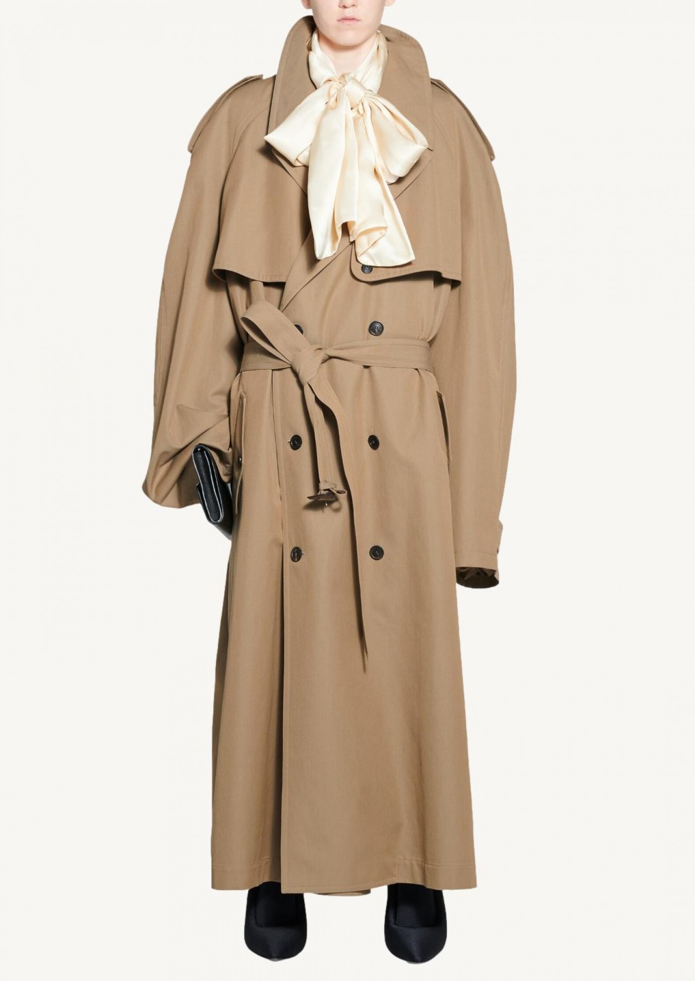 OVERSIZE TRENCH COAT FOR WOMEN IN BEIGE  Balenciaga  Département Féminin