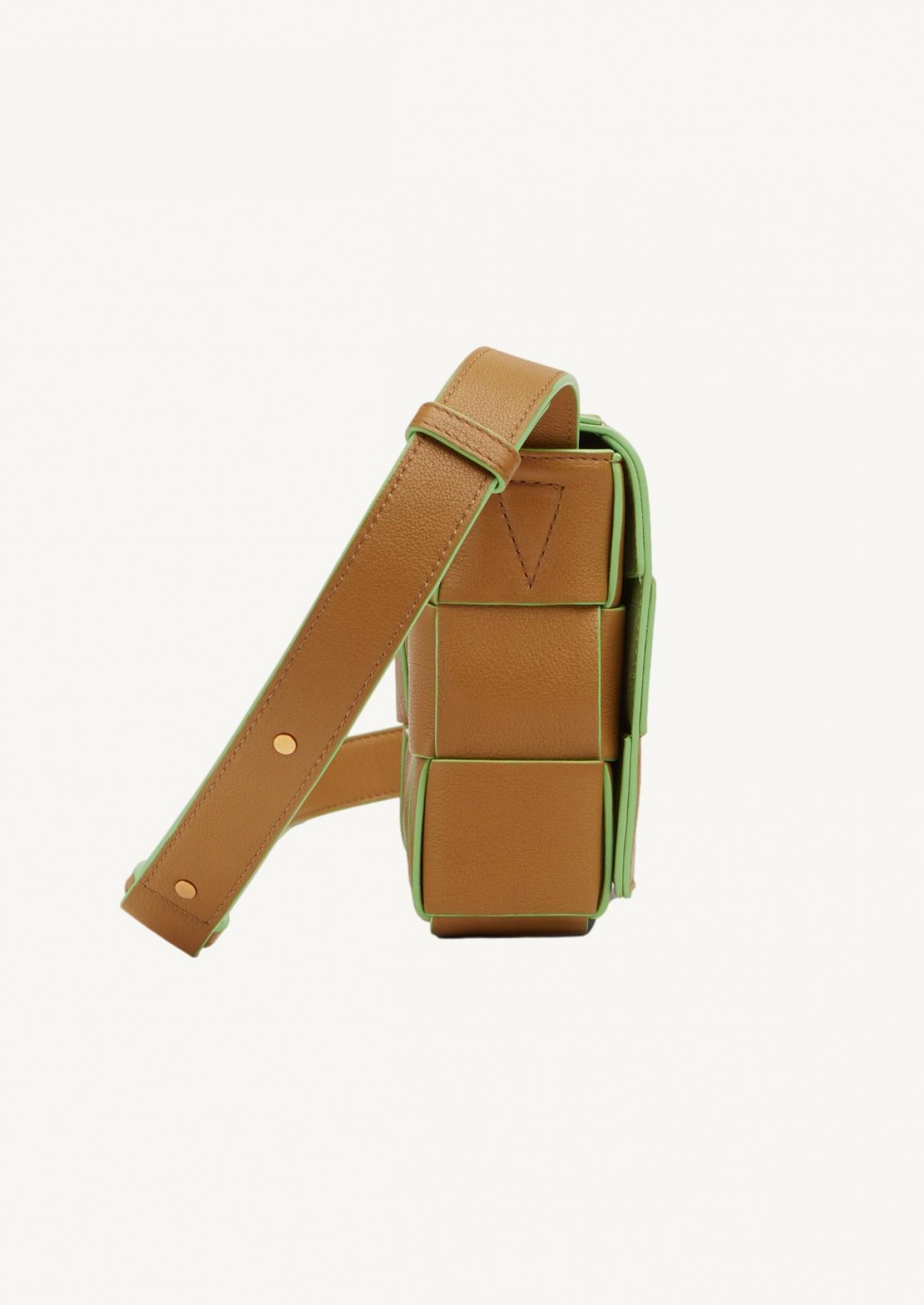Cassette caramel / pistachio