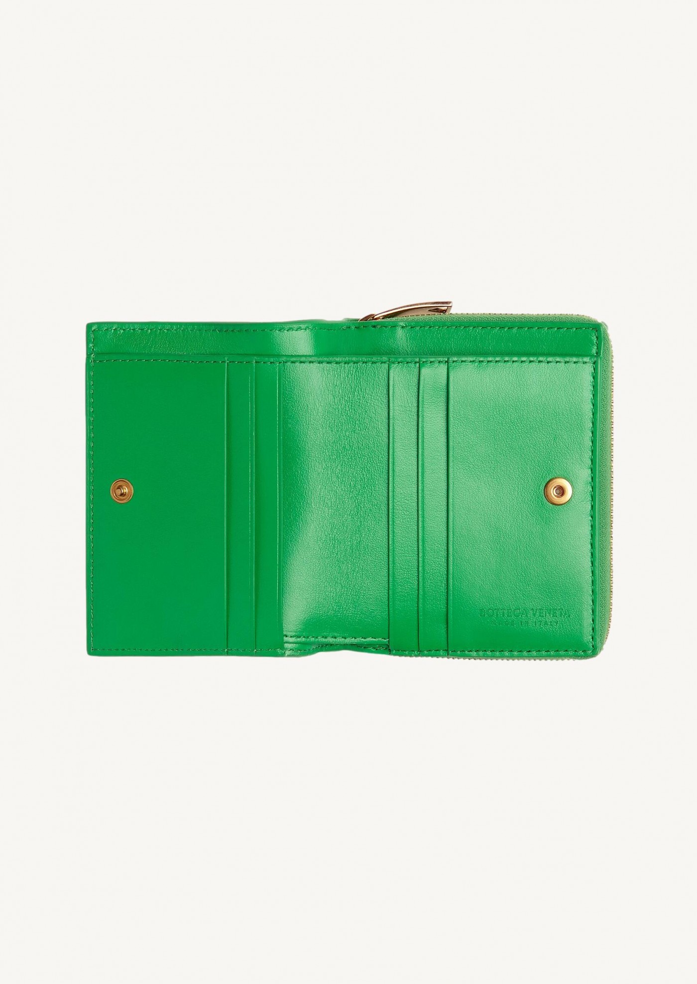 Small zipped wallet with two flaps
