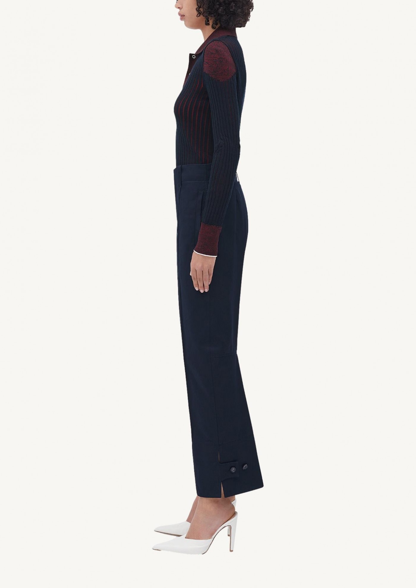 Slim fit navy blue twill pants