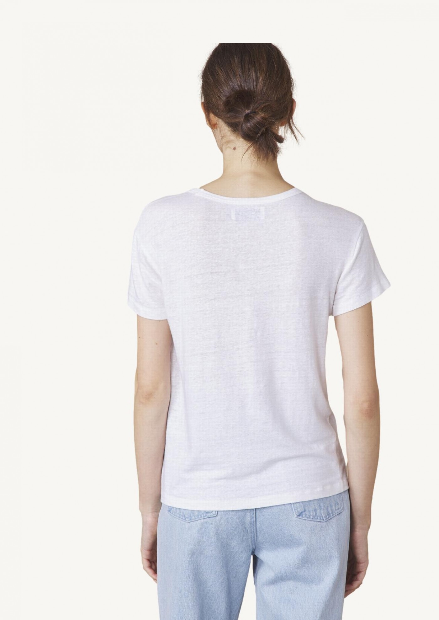 Lara white T-shirt
