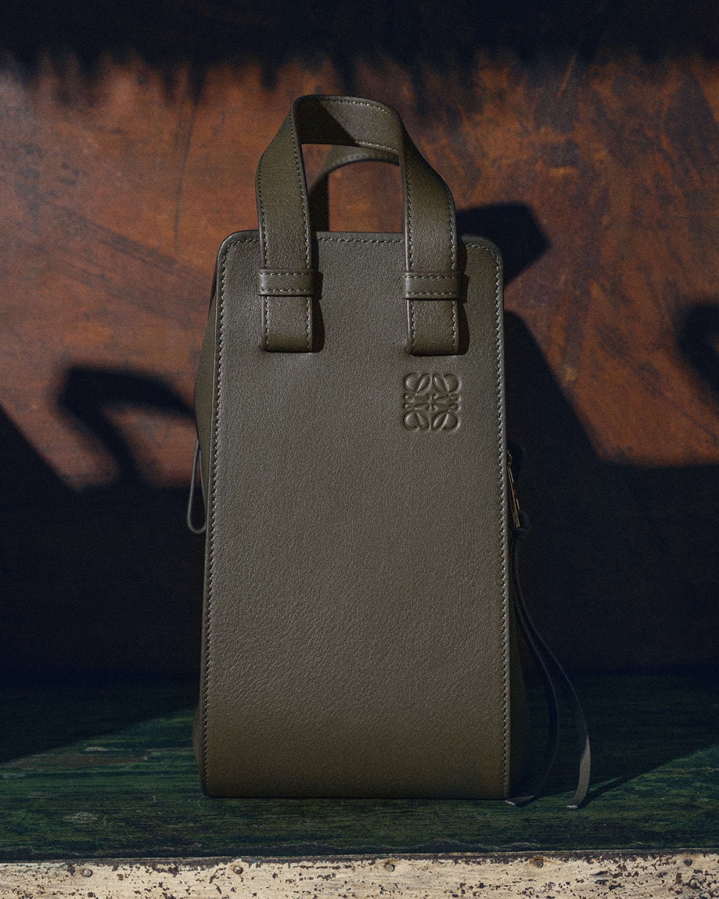Petit sac hamac en cuir de veau classique kaki