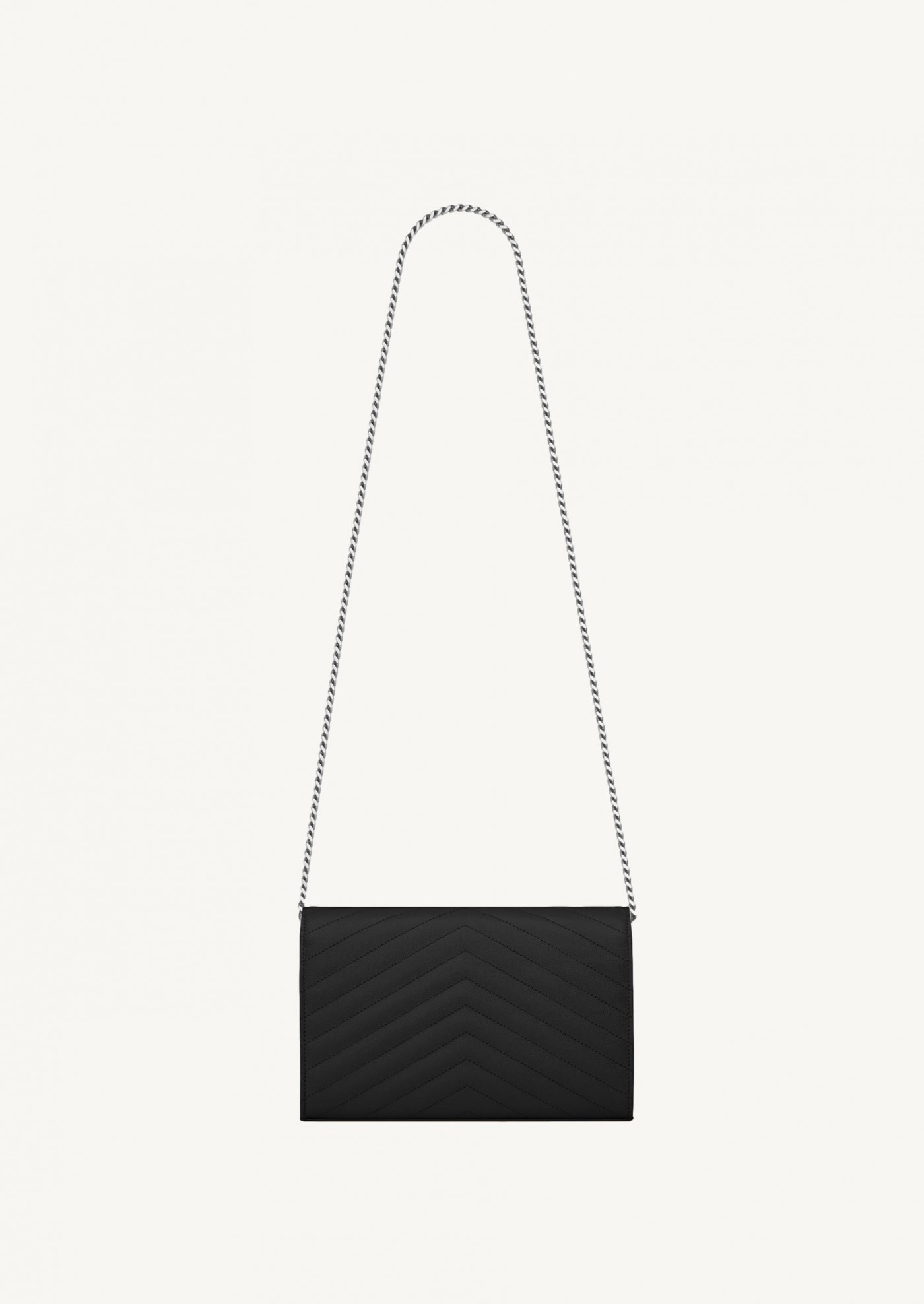Cassandre classic chain wallet en cuir grain de poudre noir et argent