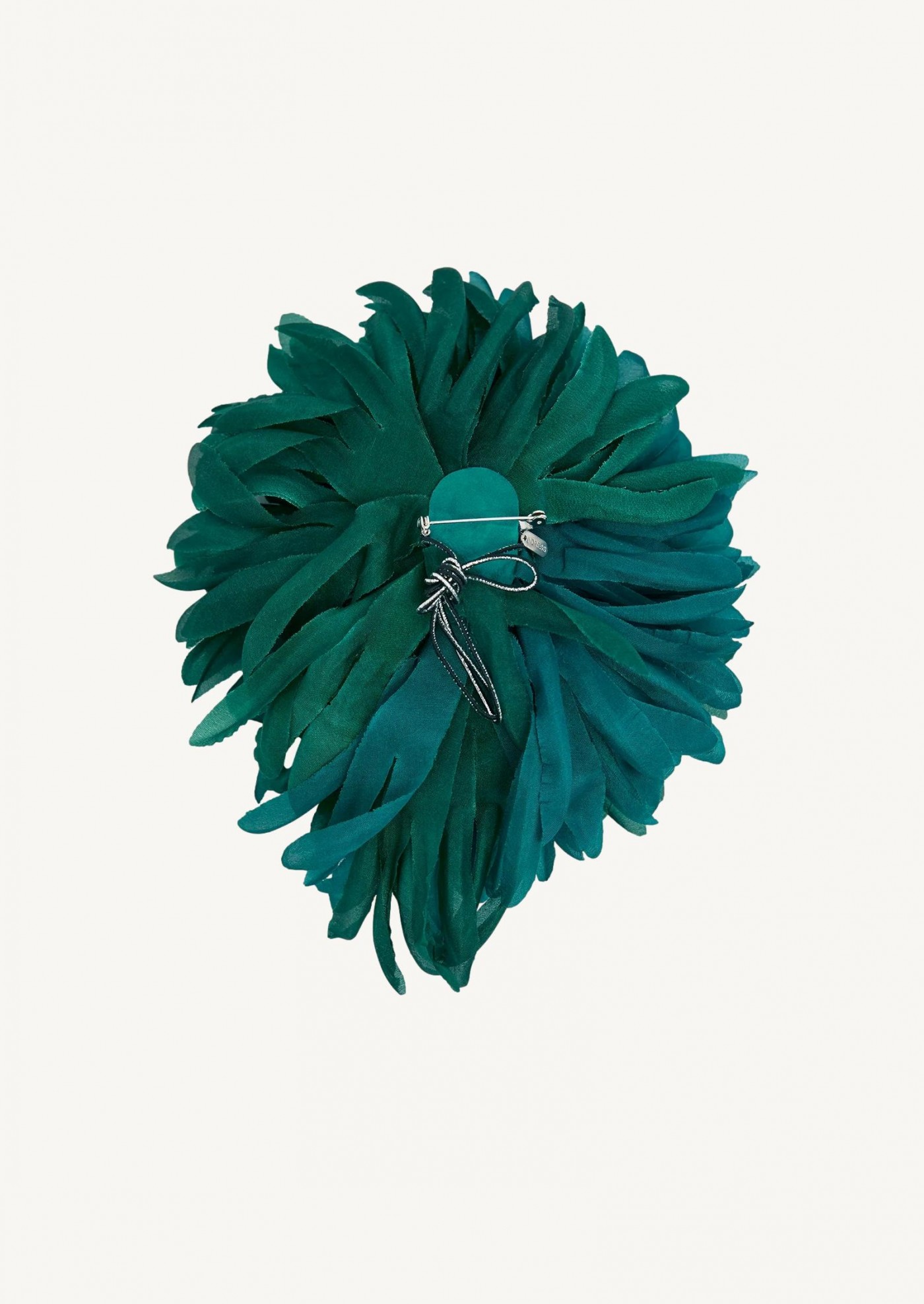 Broche roselle en soie recyclée emerald