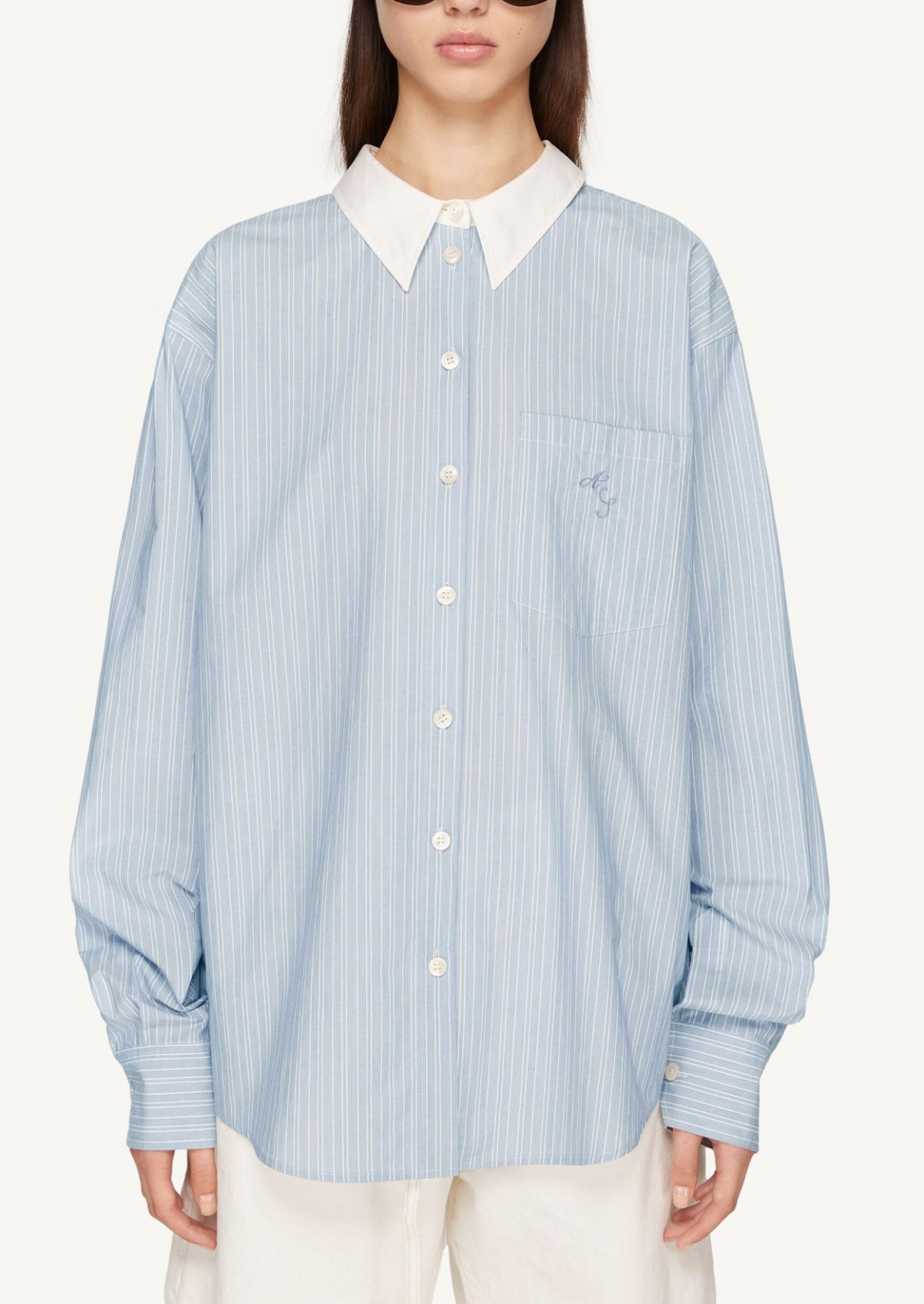Shirt with blue/white stripes