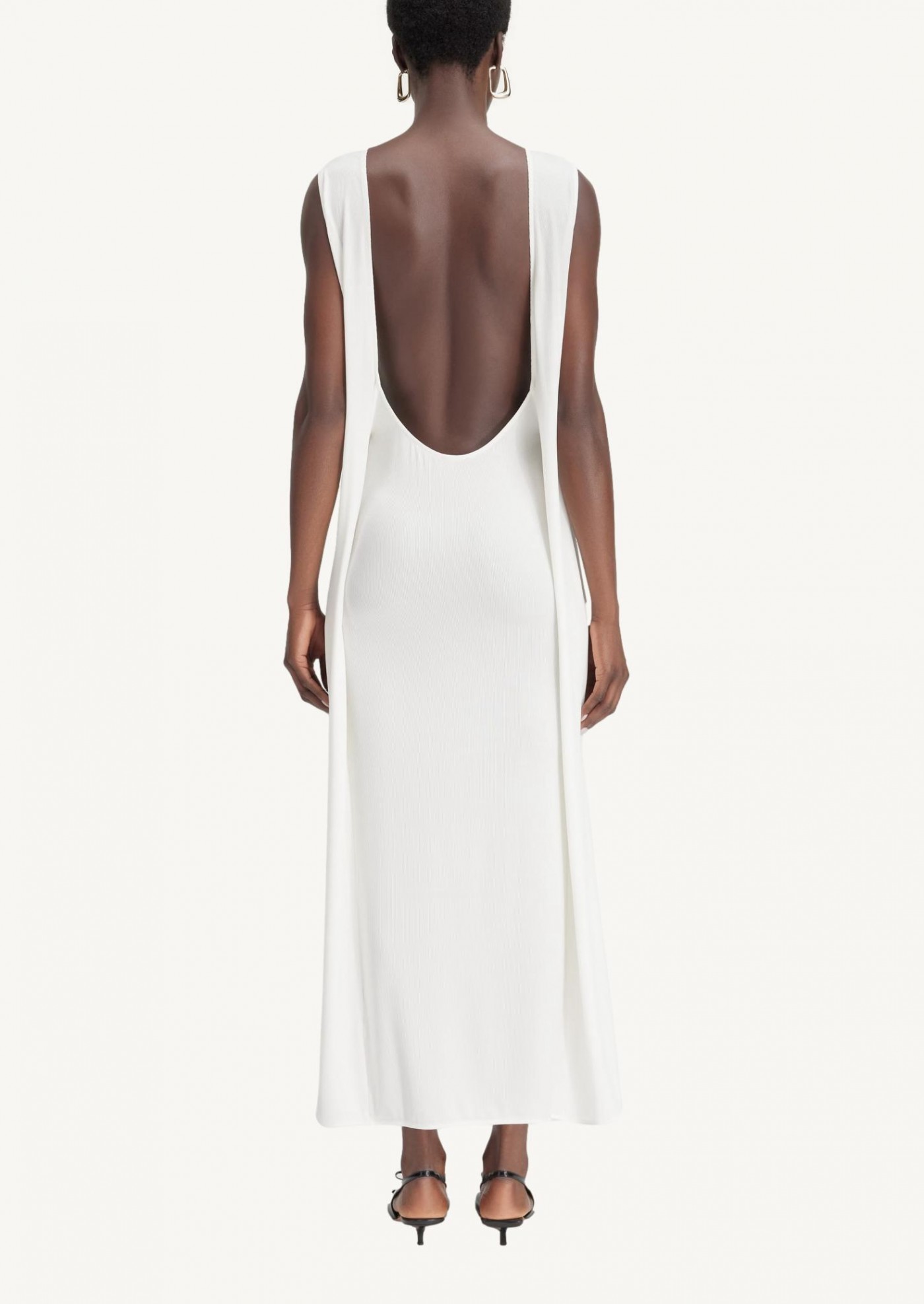 La robe Capa blanche Jacquemus