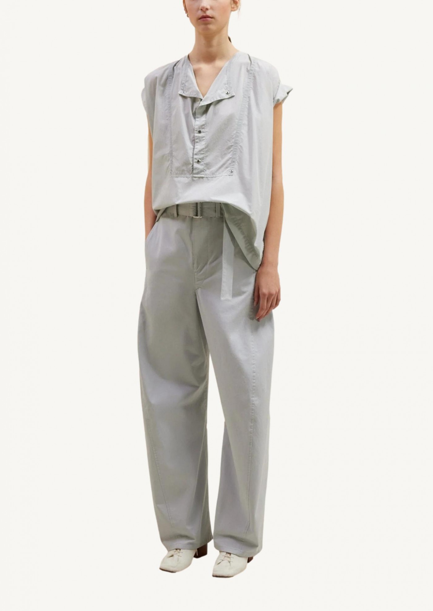Twisted trousers with cloud grey belt