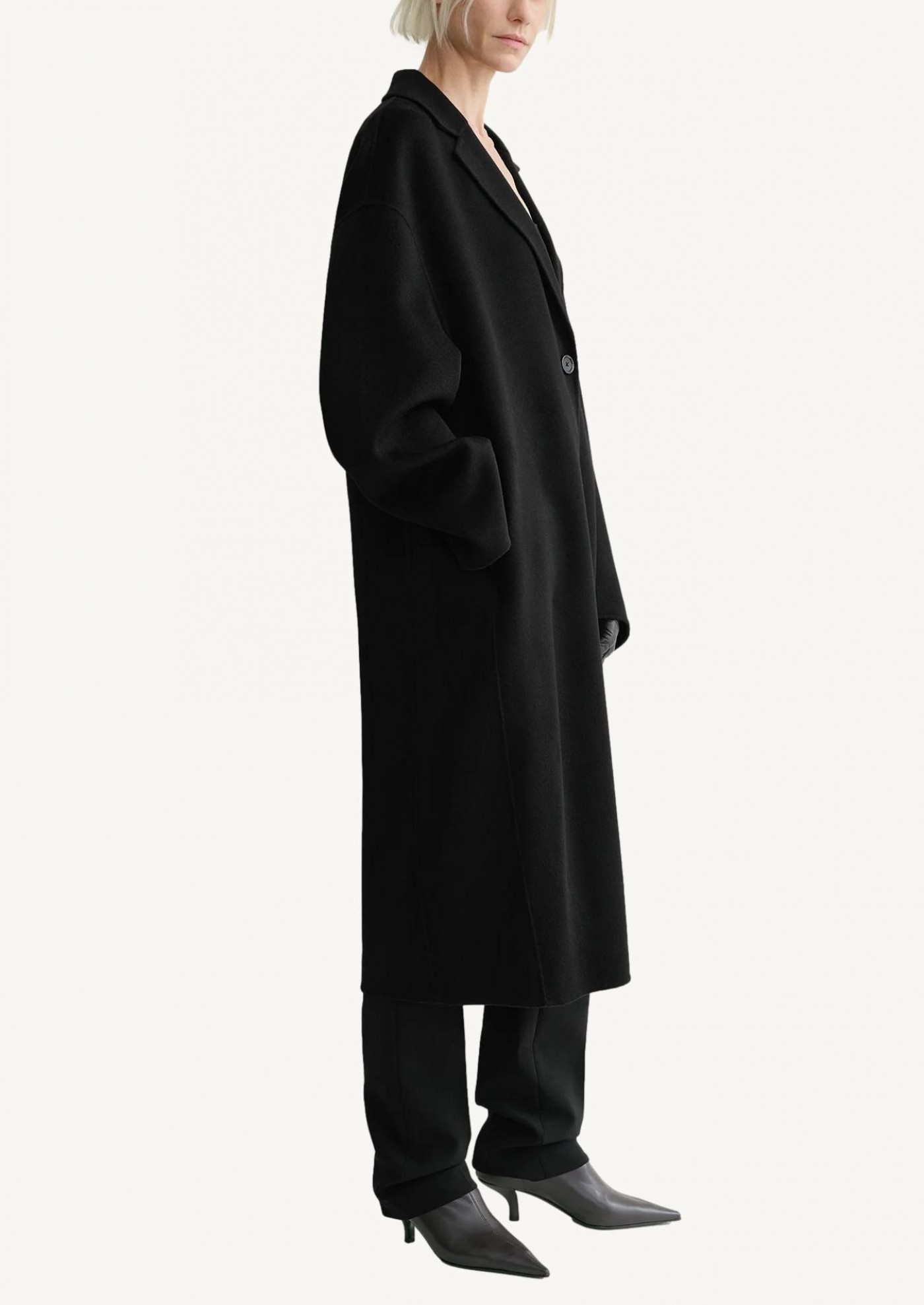 Double cocoon coat black