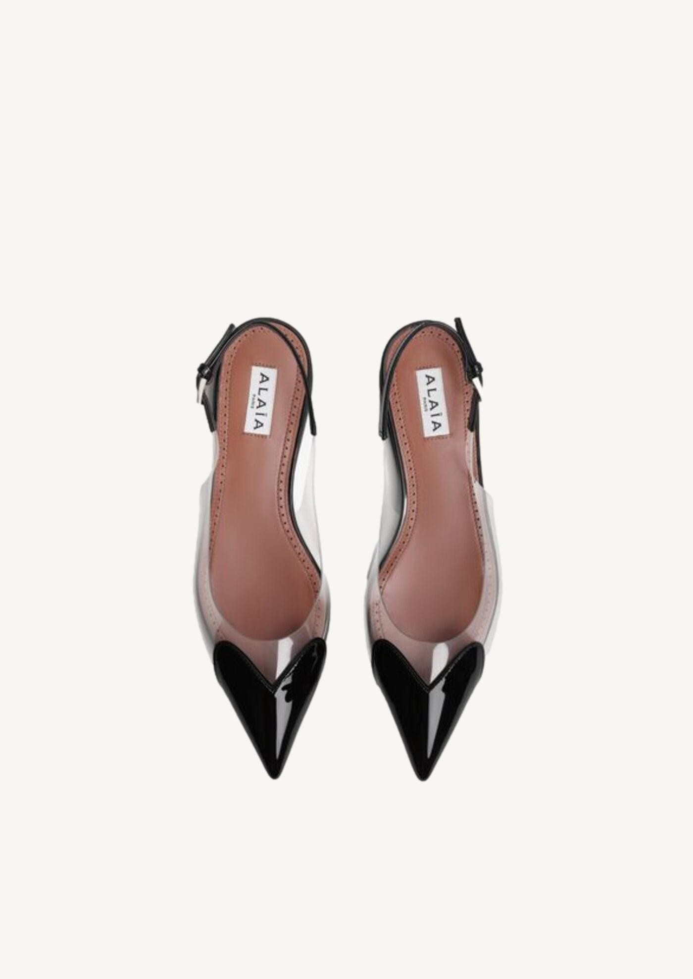 【ALAIA直営店】SLINGBACKS PLATES LE COEUR EN CUIR VERNI ALAÏA Le Cœur patent-leather and PVC slingback pumps | NET-A