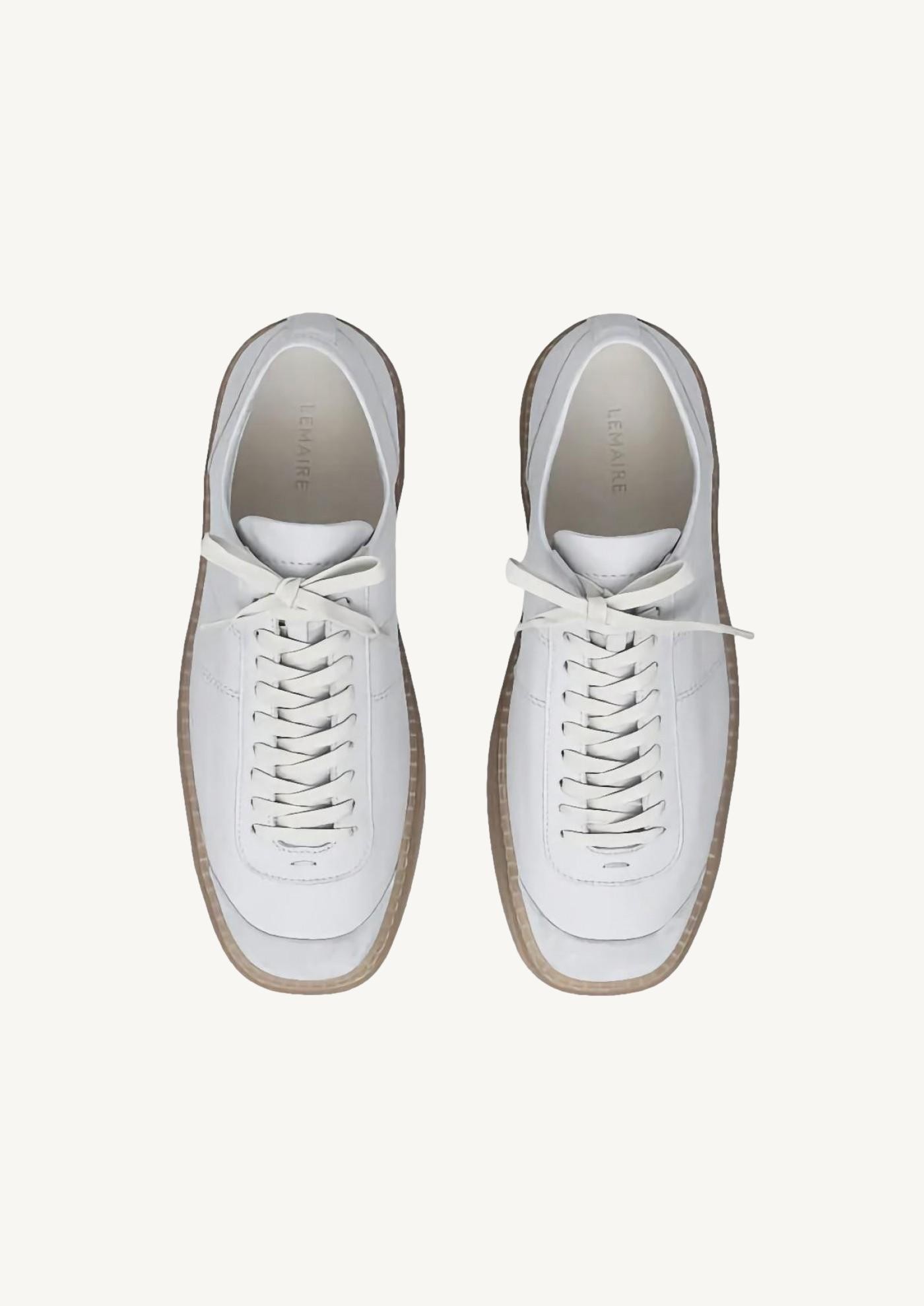 Baskets linoléum basiques à lacets blanche Lemaire