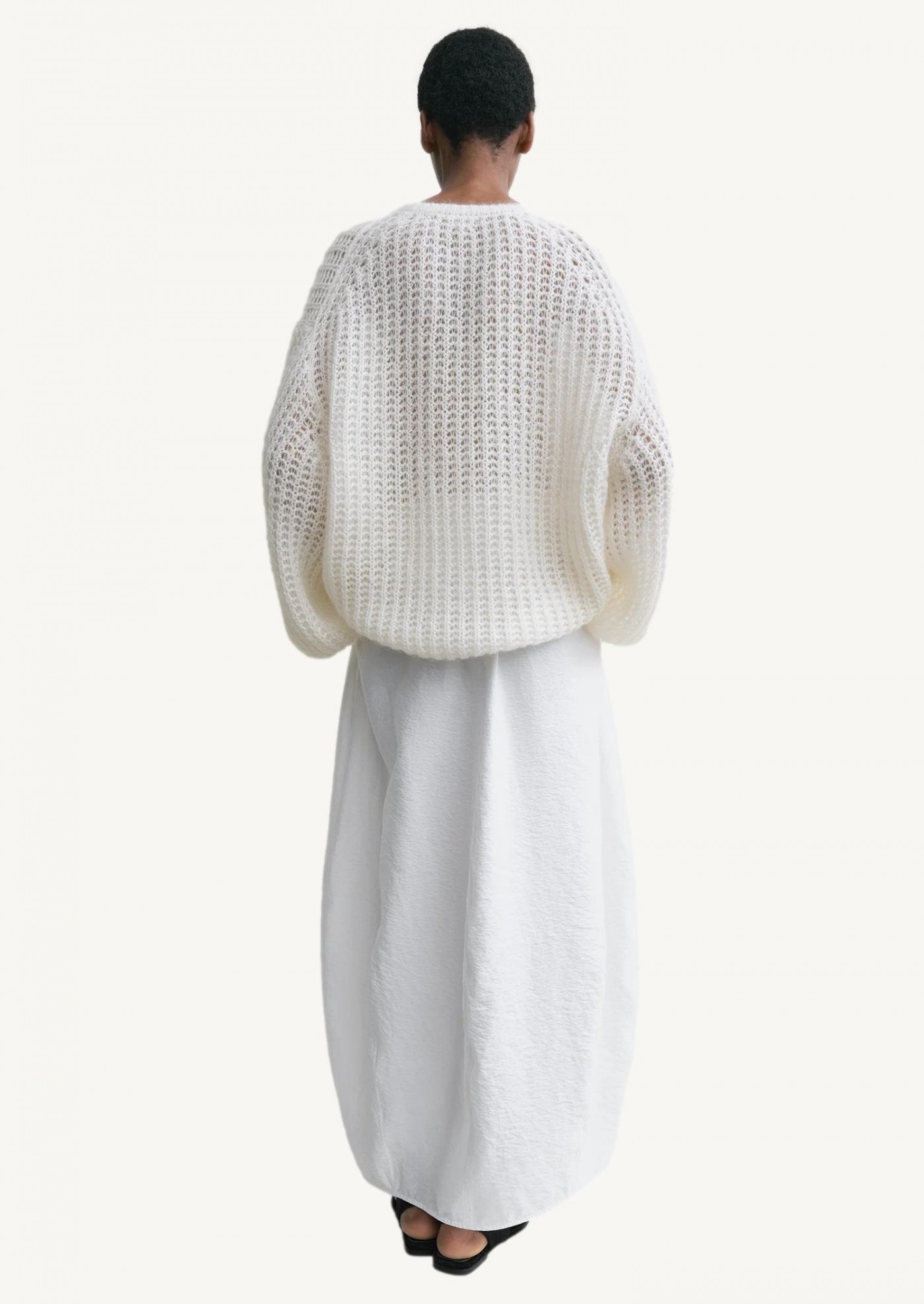 Tricot bouffant blanc cassé Totême Tricot bouffant blanc cassé Totême