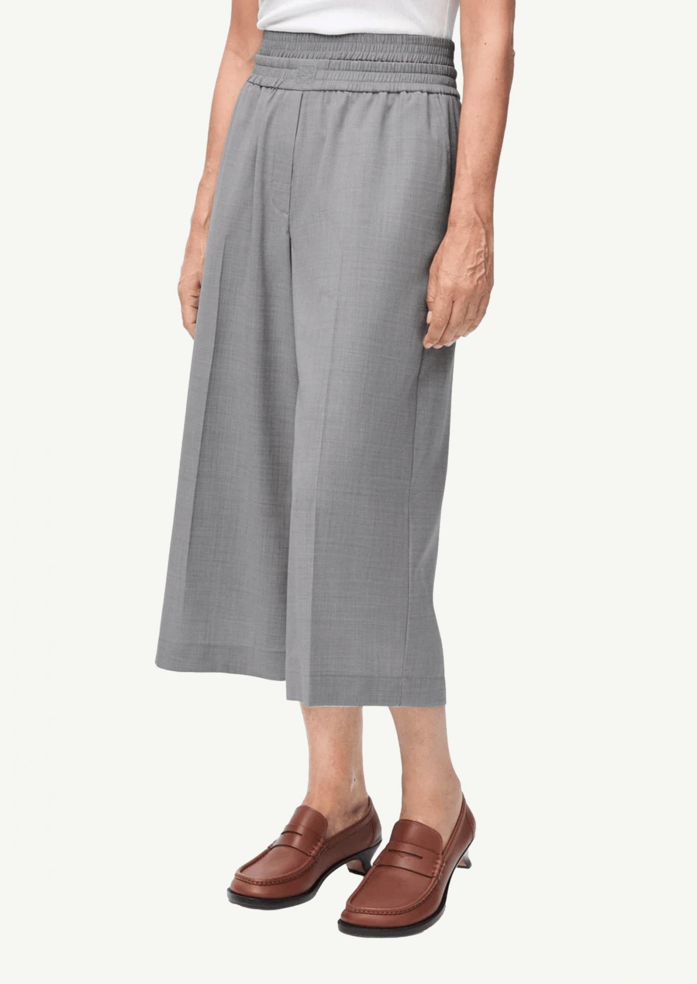 Wool cropped trousers