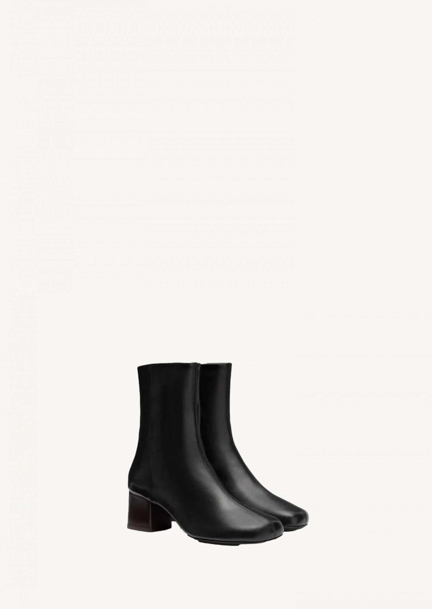 Anatomic 55 black boots