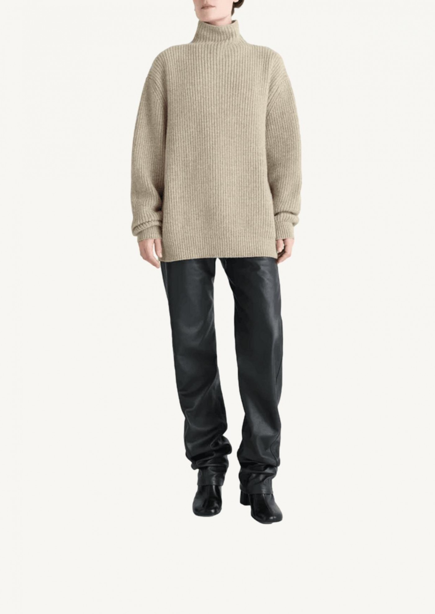 High-neck jumper