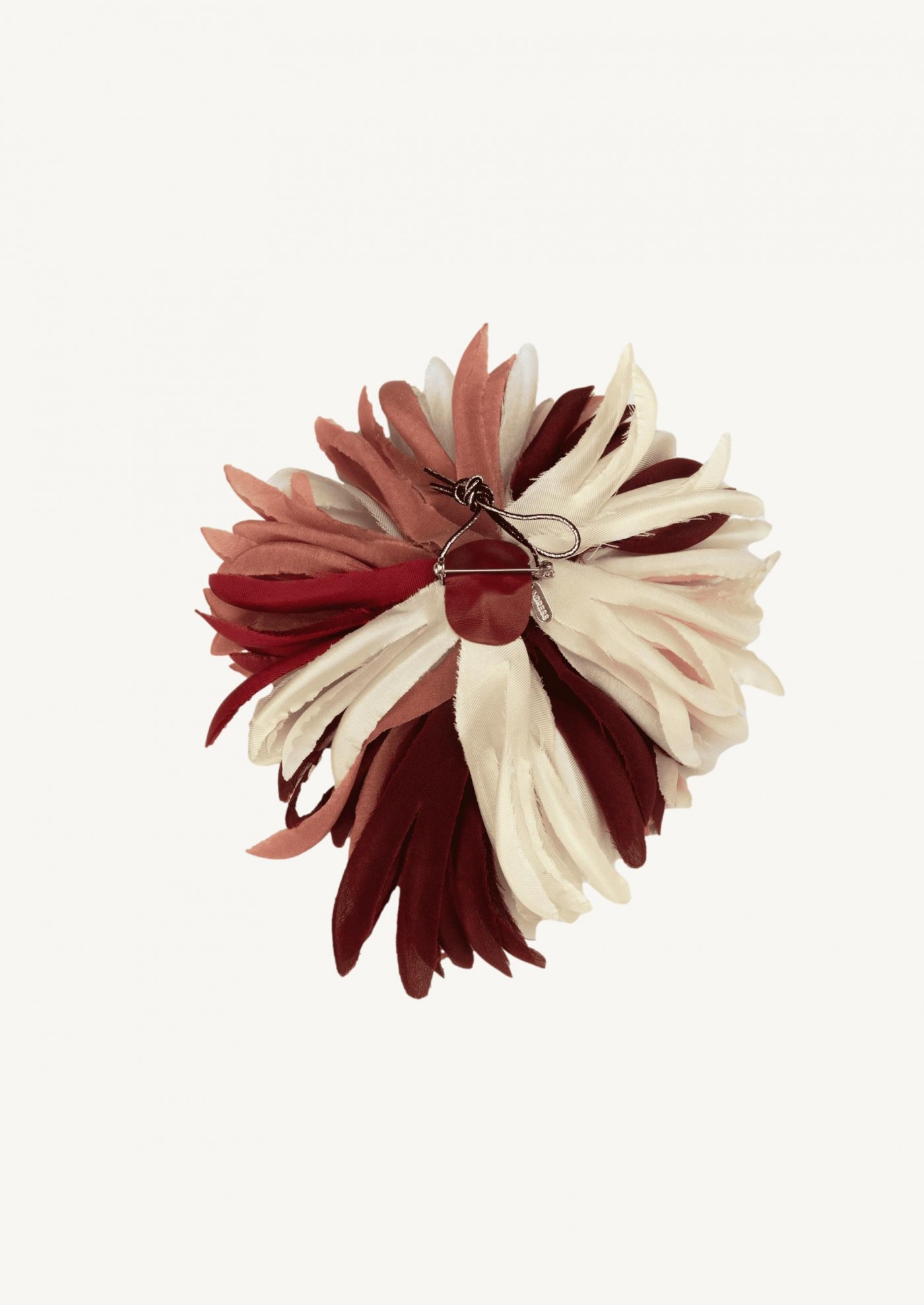 Nico brooch