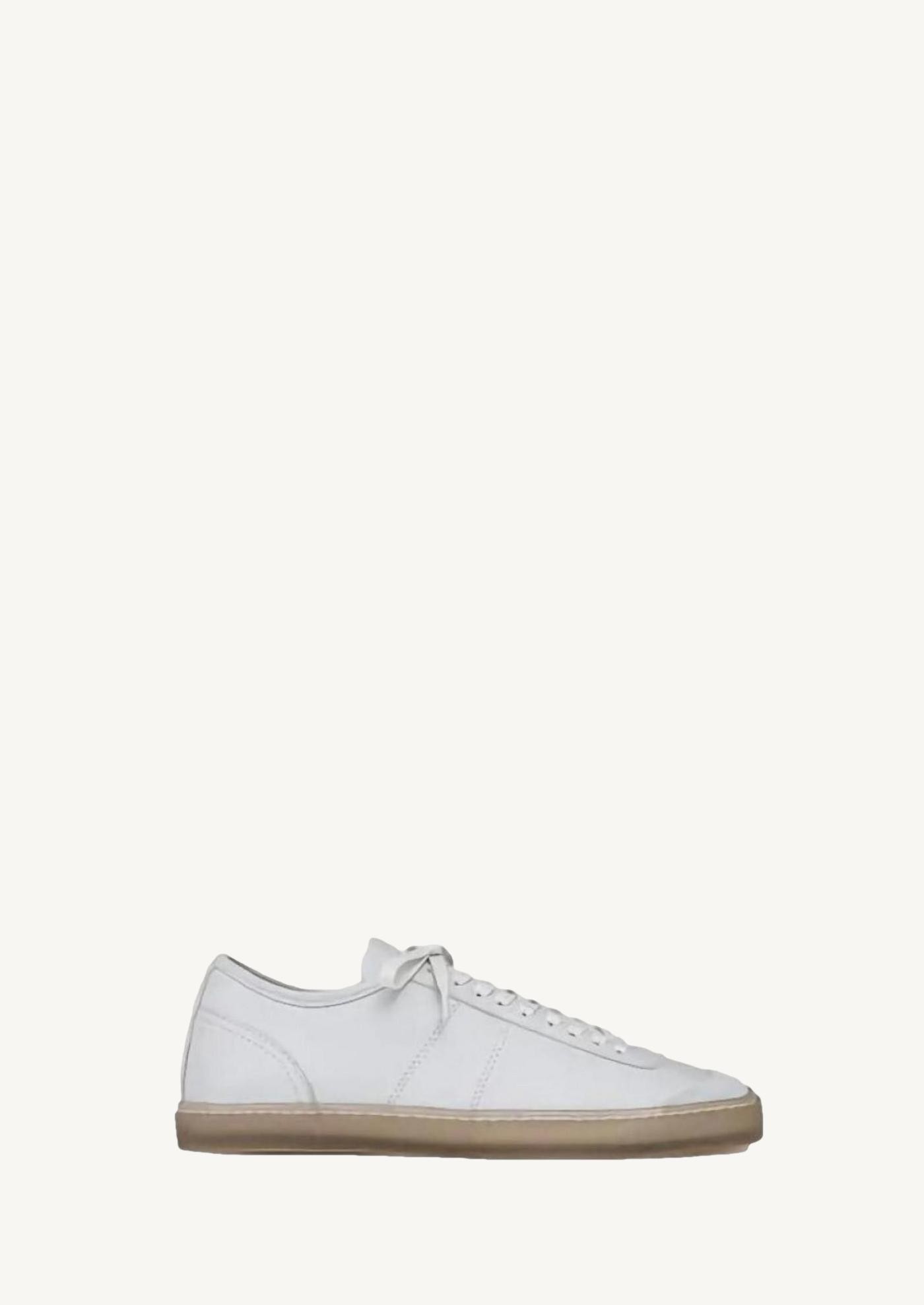Basic white linoleum lace-up sneakers