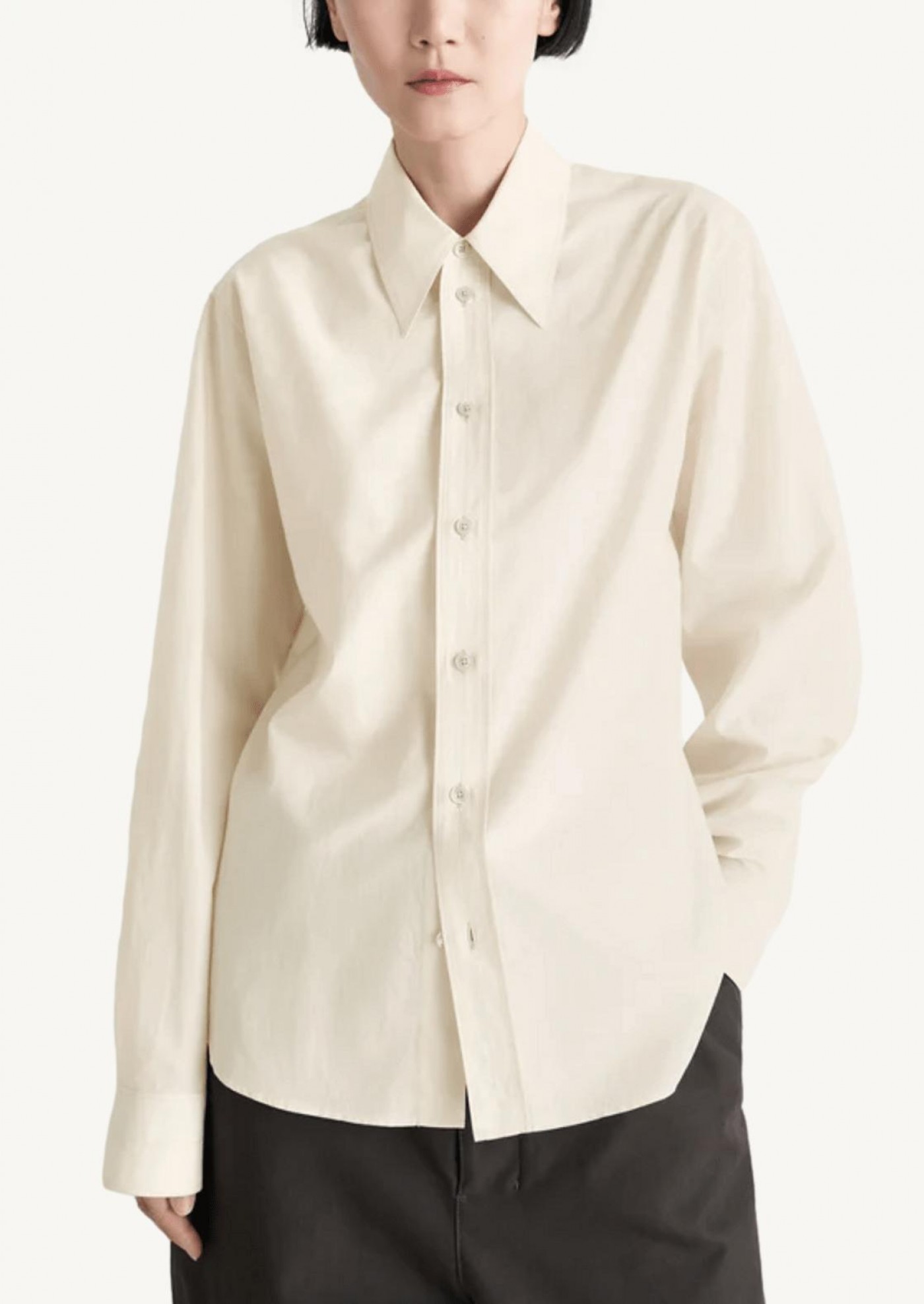 Cream shirt with pointed collar