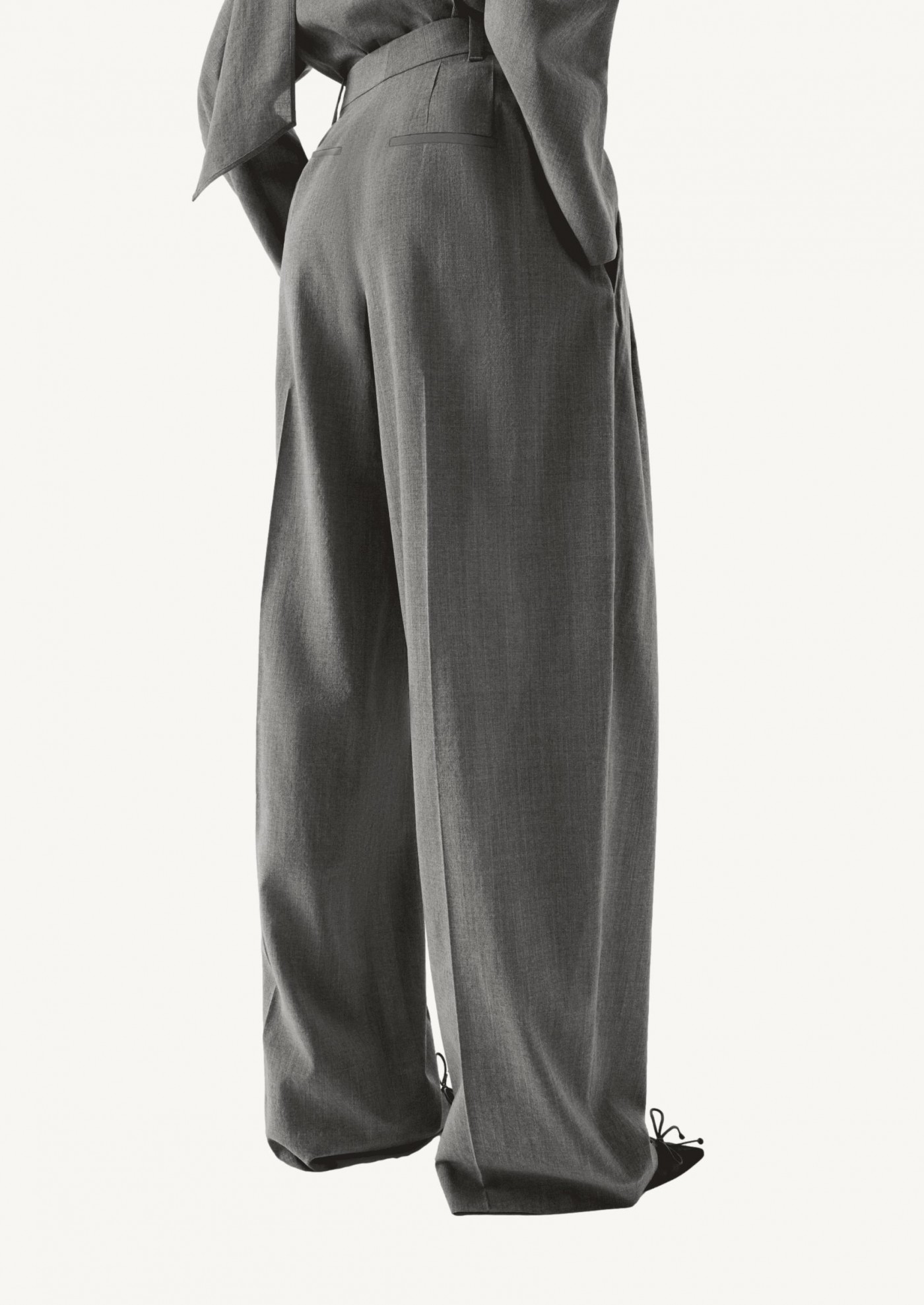 Le pantalon d'homme grey Jacquemus