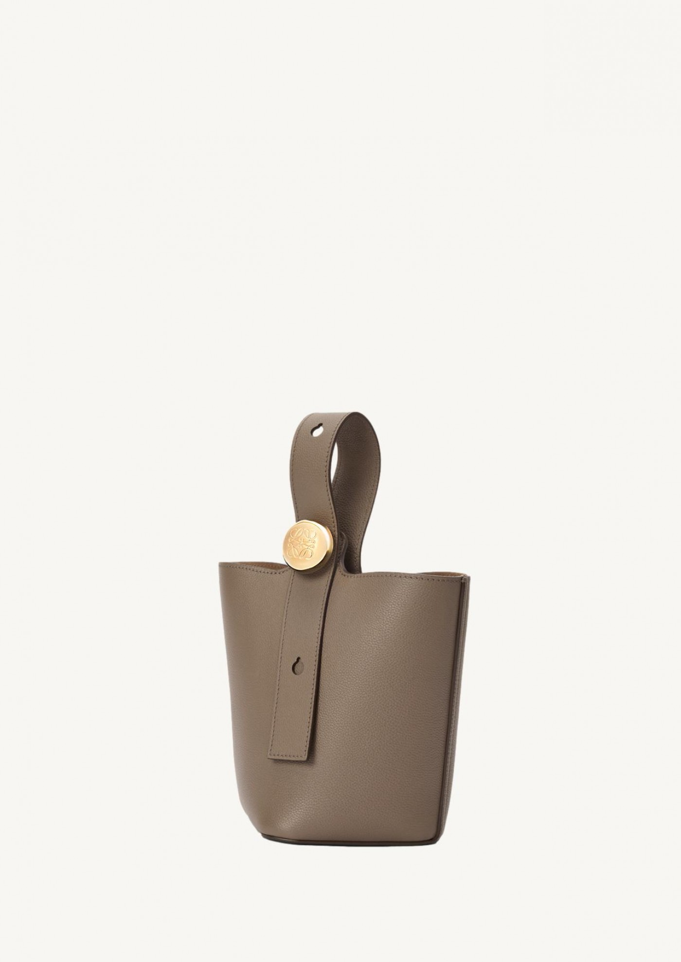 Mini Pebble Bucket in soft grained taupe