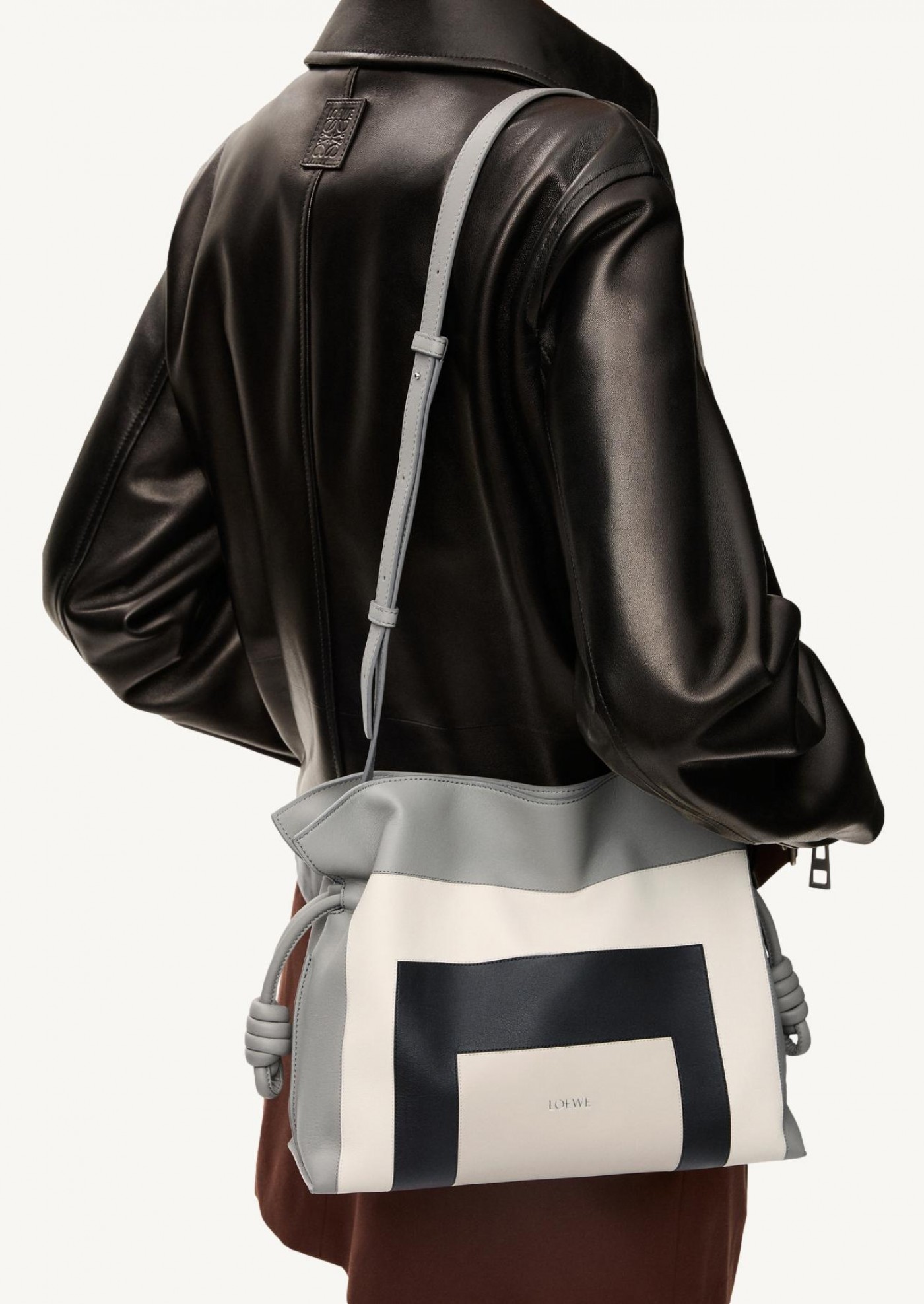 Flamenco clutch motifs carrés Loewe