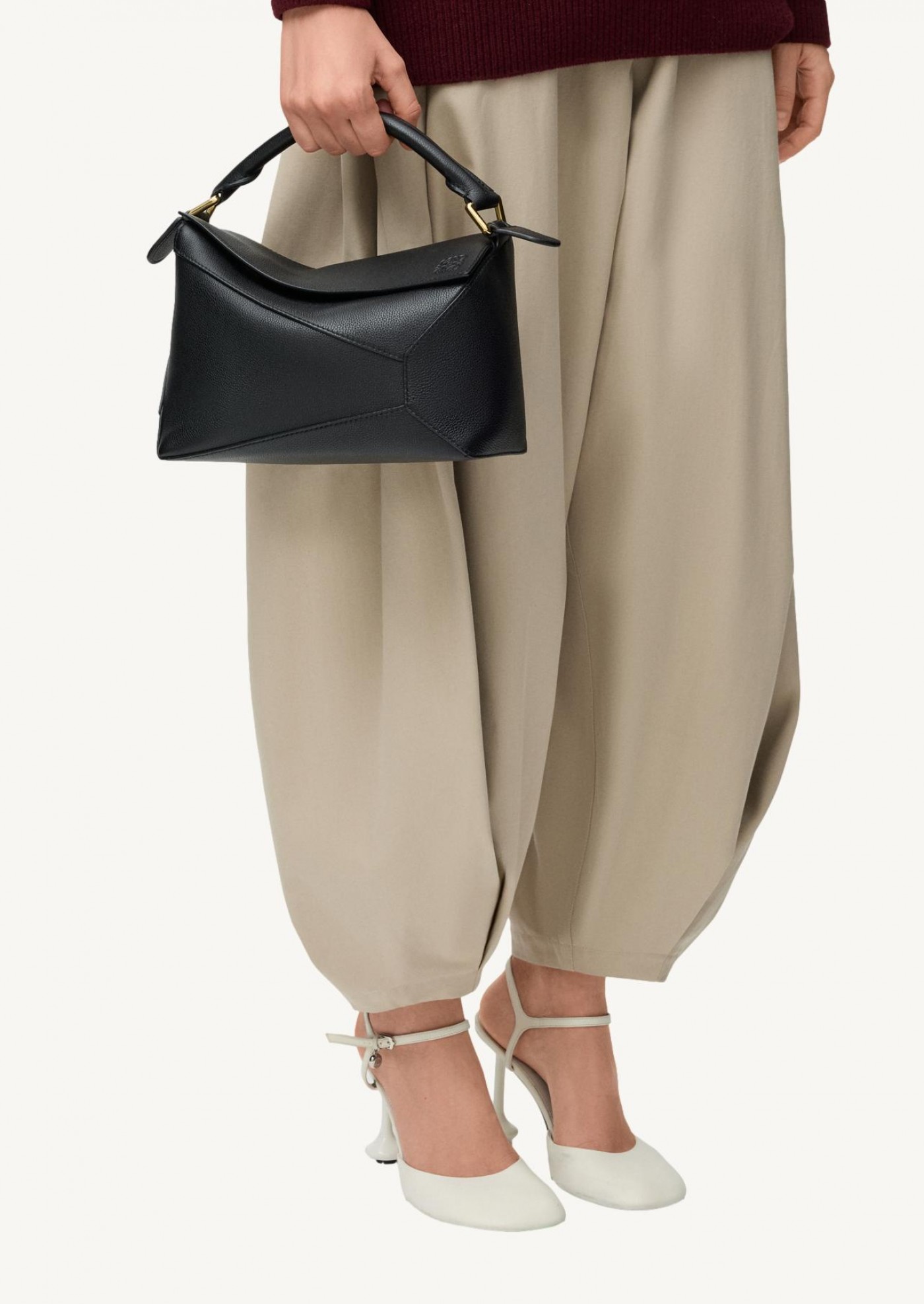 Small Puzzle Edge black Loewe