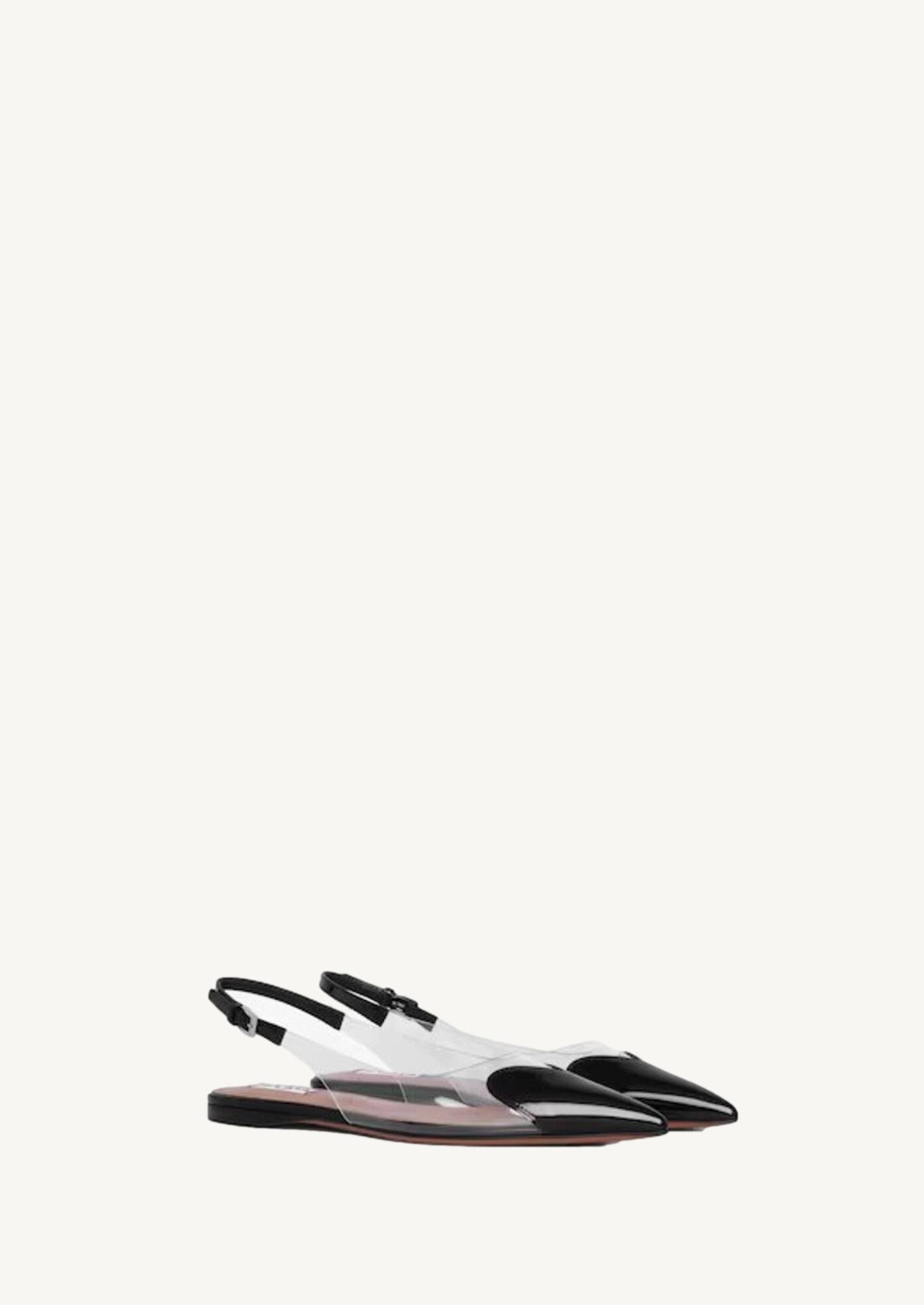 Slingbacks plates le cœur en cuir verni