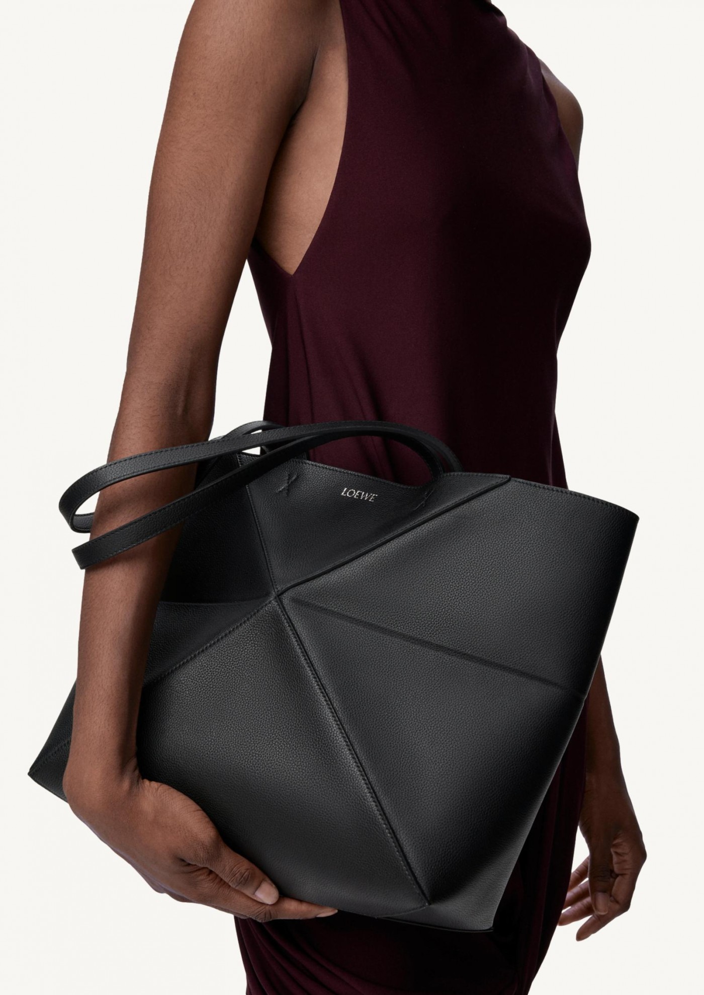 Moyen Puzzle Fold tote horizontal noir Loewe