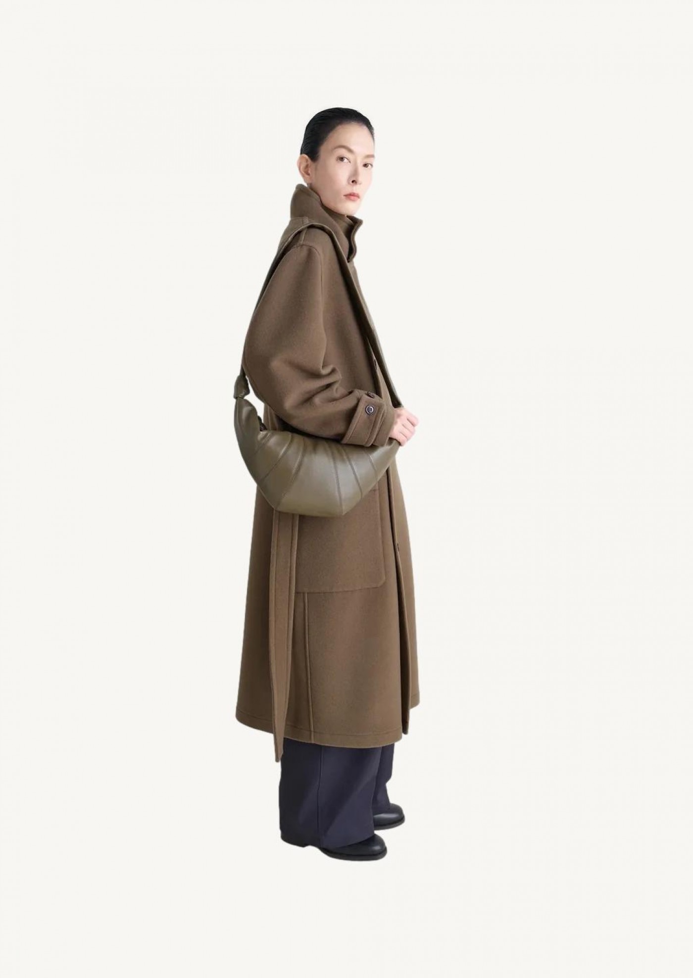 Medium croissant bag Lemaire