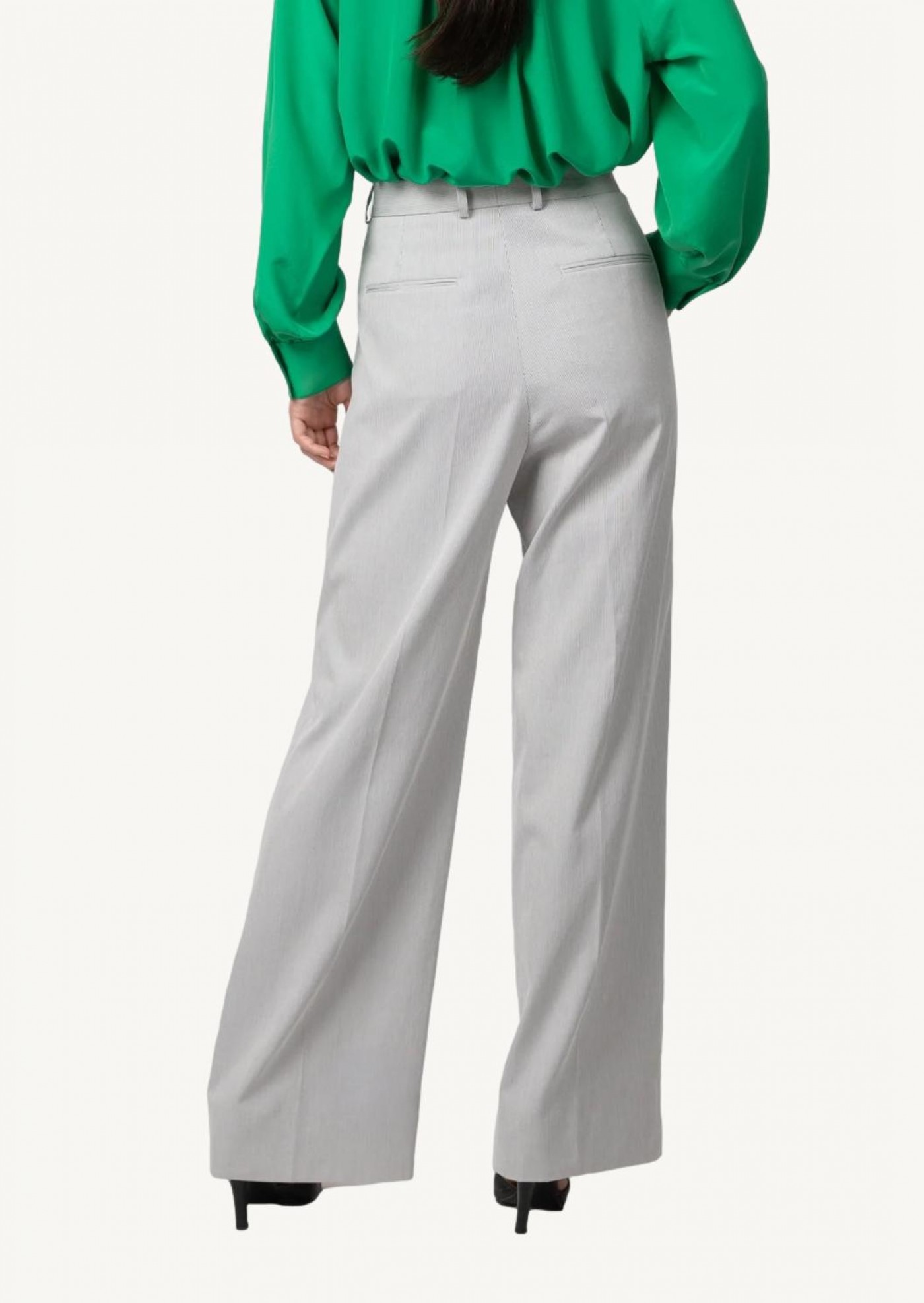 Pantalon en coton à fines rayure greige Indress