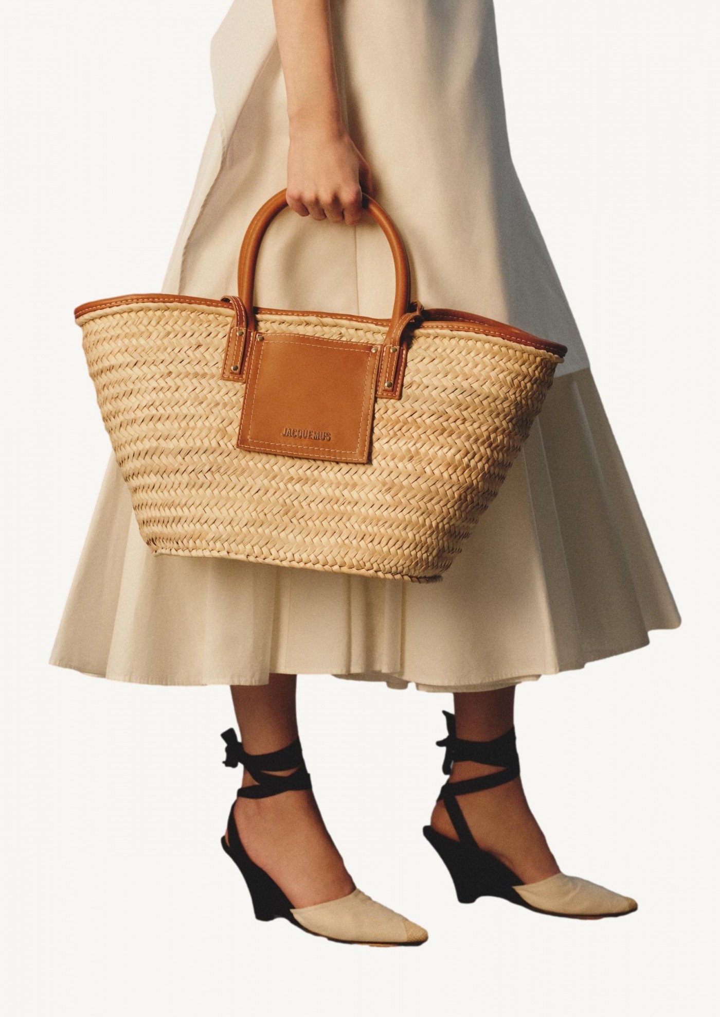 The Soli Brown Basket Jacquemus
