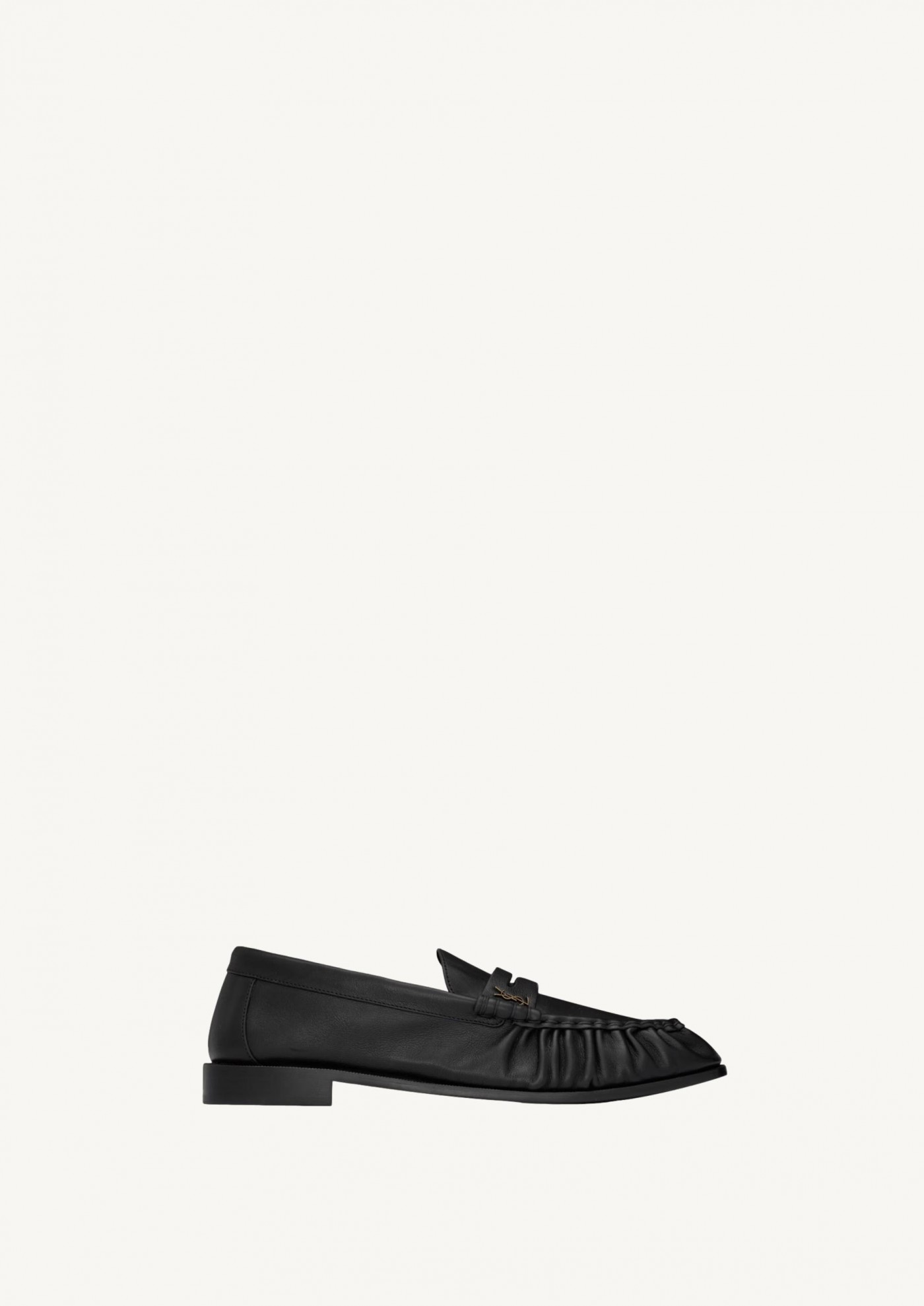 LE LOAFER supple mocassins en cuir mat