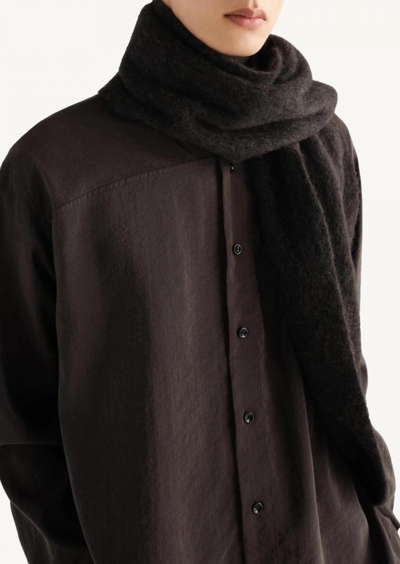 FLUFFY BROWN ALPACA-BLEND WOOL SCARF Lemaire