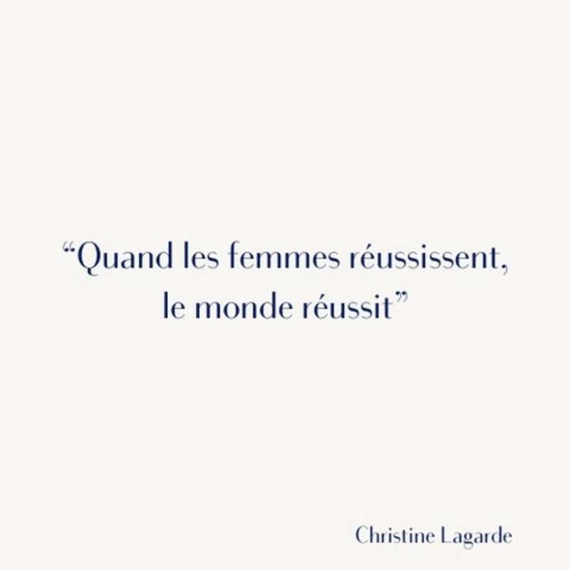 🌍✨ La réussite au féminin ✨🌍⁠
Chaque pas franchi par une femme ouvre la voie à d’autres.⁠
Chaque réussite individuelle devient une victoire collective, un pas de plus vers un monde plus juste, plus fort, plus équilibré.⁠
⁠
Et vous, quelle femme vous inspire au quotidien par sa réussite ? 💫⁠
⁠
#DepartementFeminin #CitationDuJour #WomenInspire #ForceFeminine